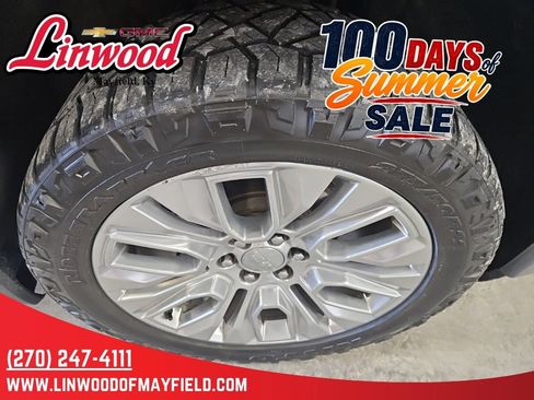Used 2022 GMC Sierra 1500 Denali w/ Denali Reserve Package AWD/4WD image 9