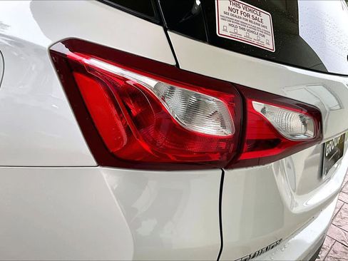 Used 2021 Chevrolet Equinox LT image 27