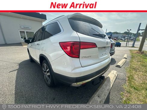Used 2018 Honda Pilot Elite image 7
