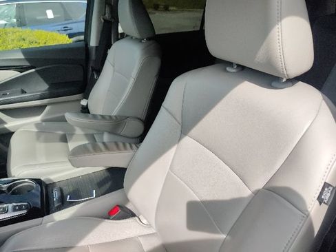 Used 2019 Honda Pilot Touring image 18