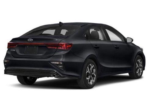 Used 2020 Kia Forte LXS image 2