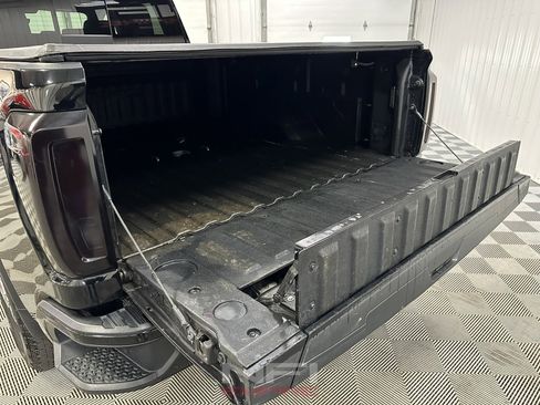 Used 2021 GMC Sierra 3500 Denali w/ Denali Ultimate Package image 50