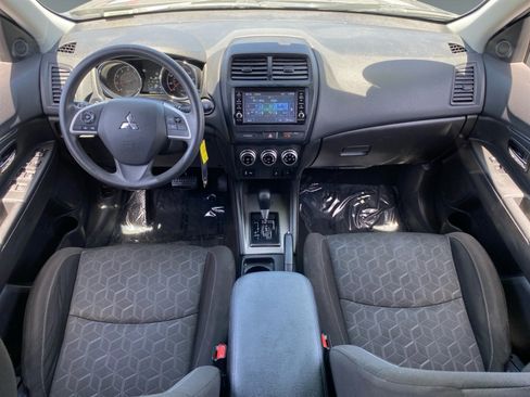 Used 2022 Mitsubishi Outlander Sport LE FWD image 10