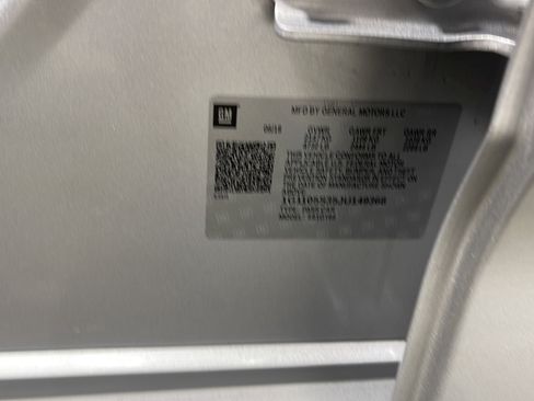 Used 2018 Chevrolet Impala LT FWD image 26