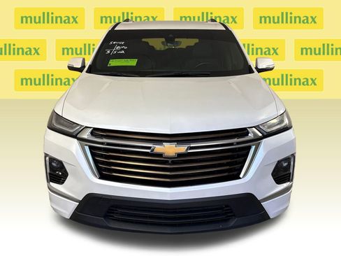 Used 2023 Chevrolet Traverse High Country FWD image 15