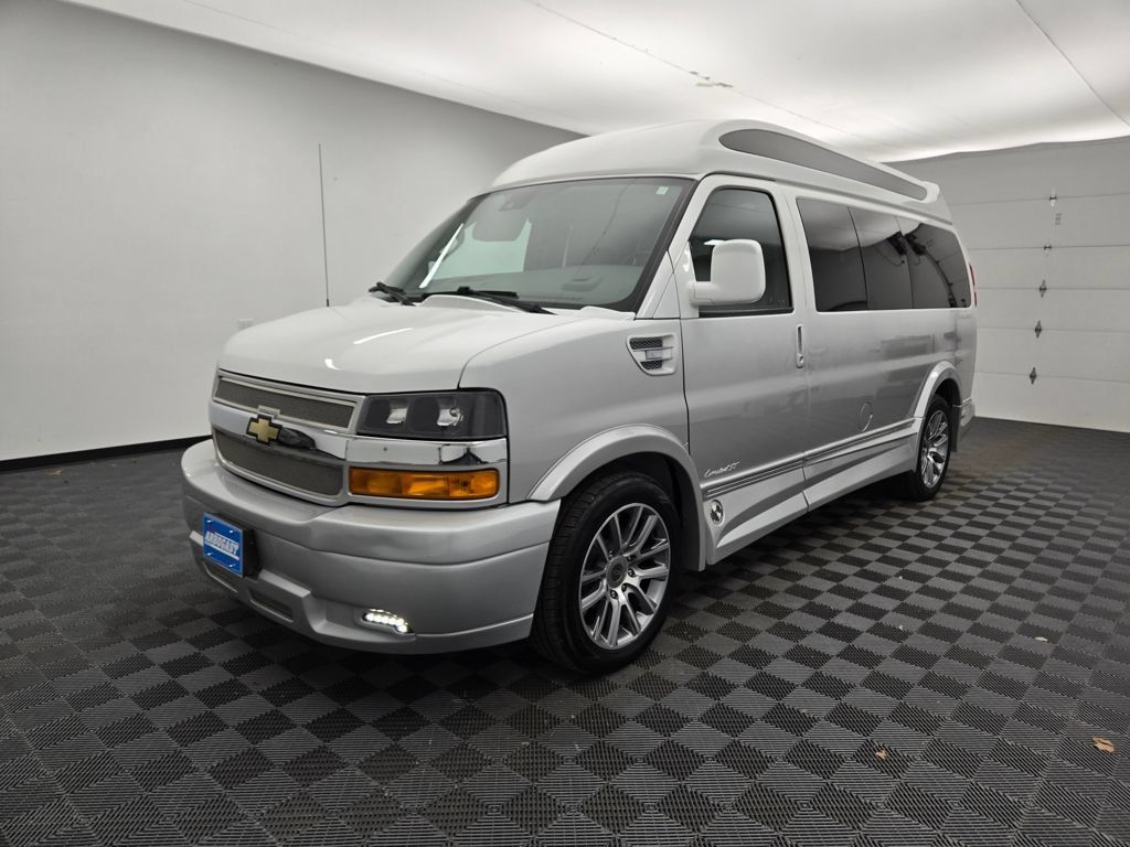 Used 2021 Chevrolet Express 2500 w/ Enhanced Convenience Package RWD image 11