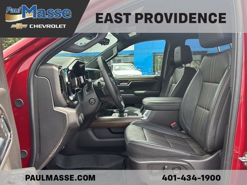 Used 2024 Chevrolet Silverado 1500 High Country w/ Technology Package AWD/4WD image 18