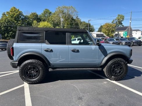 Used 2024 Ford Bronco Wildtrak image 8