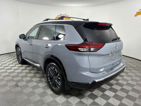New 2026 Nissan Rogue Platinum image 3