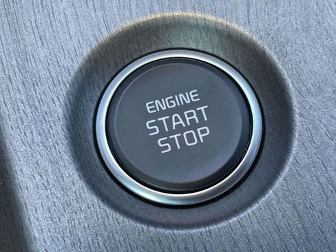 New 2026 Kia Sportage EX image 37