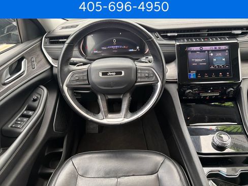 Used 2022 Jeep Grand Cherokee L Limited RWD image 16