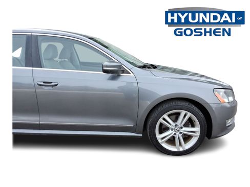 Used 2013 Volkswagen Passat TDI SEL Premium image 10