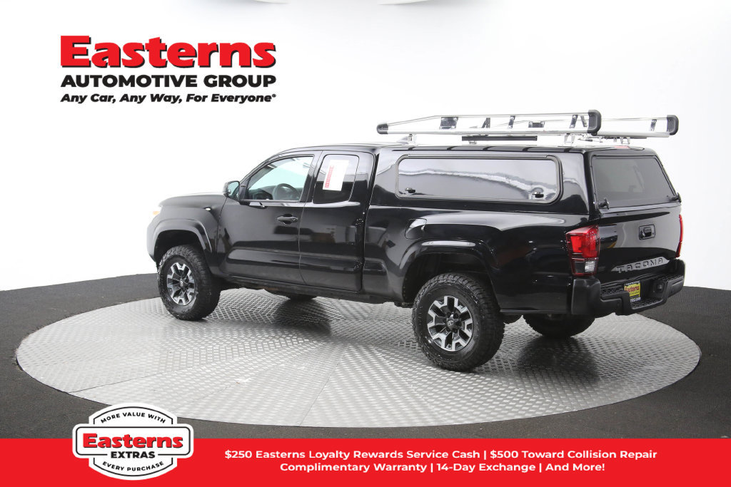Used 2023 Toyota Tacoma SR AWD/4WD image 65