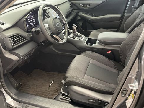 Used 2024 Subaru Outback Premium image 7