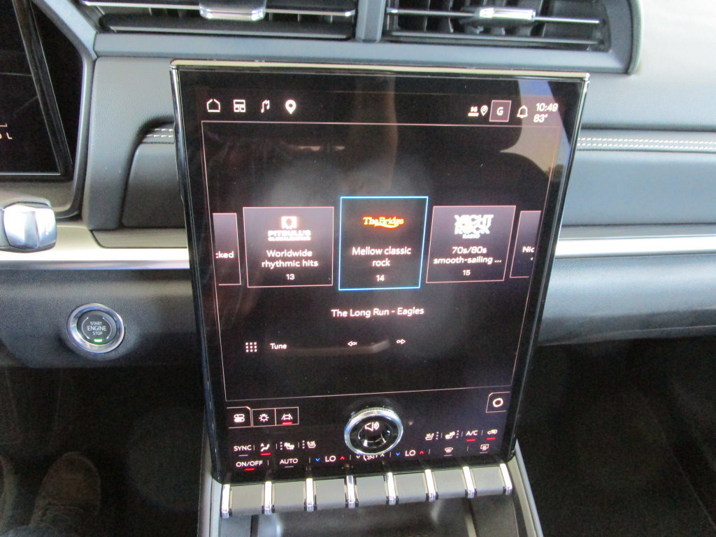 New 2027 GMC Terrain Elevation w/ Elevation Premium Package FWD image 32
