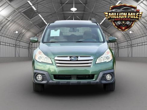 Used 2013 Subaru Outback 2.5i Premium AWD/4WD image 5