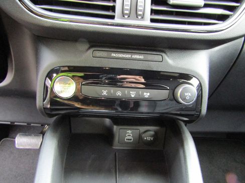 New 2026 Ford Escape ST-Line w/ Tech Pack #1 image 32