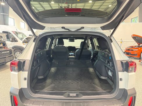 Used 2026 Subaru Outback Premium AWD/4WD image 11