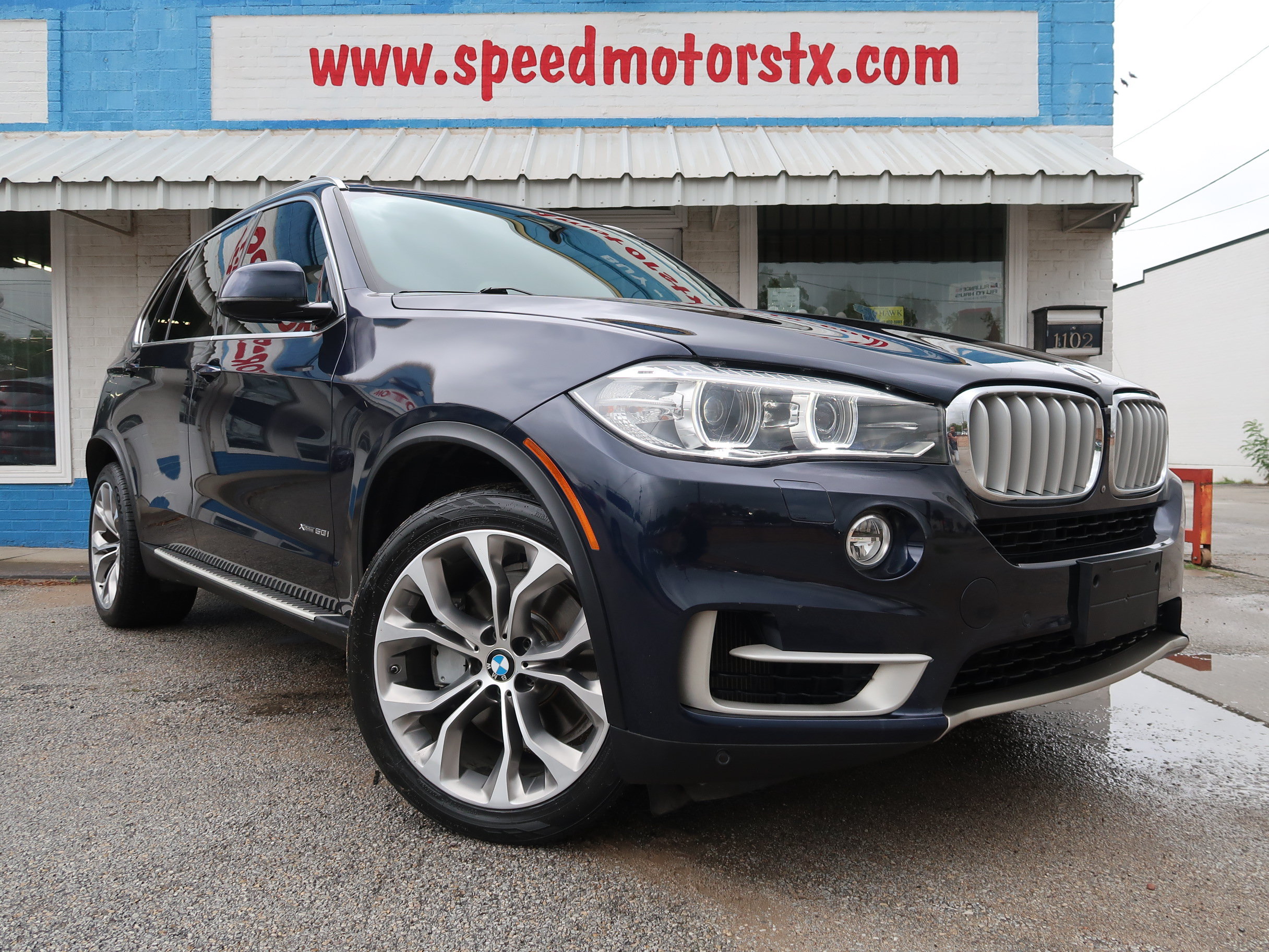 Used 2017 BMW X5 xDrive50i AWD/4WD image 2