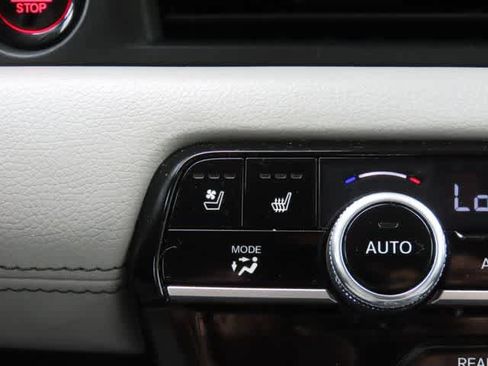 Used 2023 Honda Pilot Elite image 29