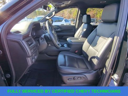 Used 2024 Chevrolet Suburban LT image 22