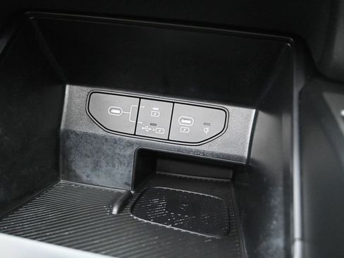 Used 2025 Kia Sorento S w/ Panoramic Sunroof Package FWD image 20