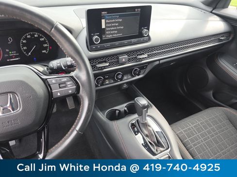 Certified 2024 Honda HR-V Sport image 30