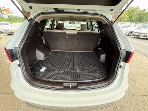 Used 2017 Hyundai Santa Fe Sport FWD image 30