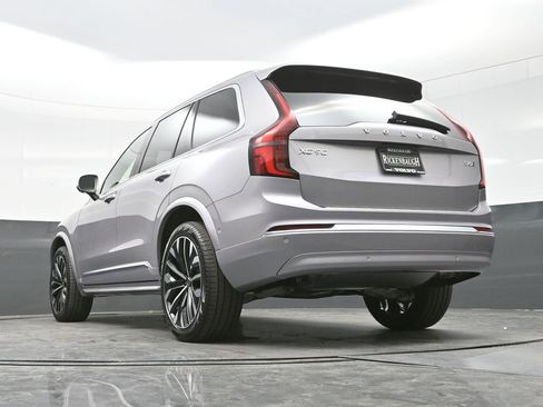 New 2026 Volvo XC90 B6 Plus w/ Protection Package Premier image 12