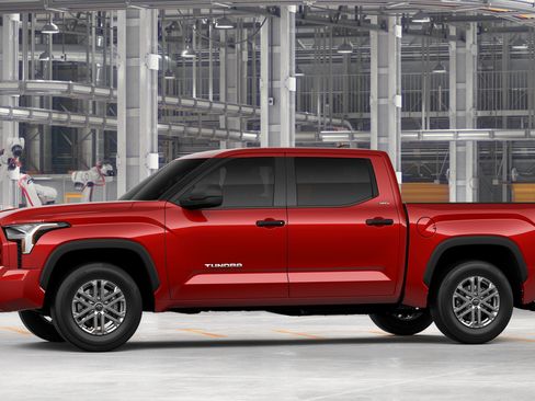 New 2026 Toyota Tundra SR5 w/ TRD Off-Road Package AWD/4WD image 5