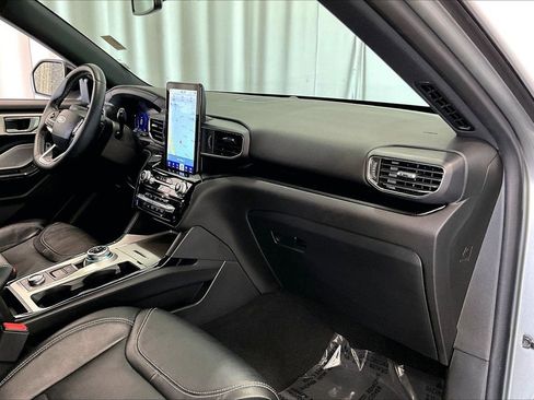 Used 2023 Ford Explorer ST w/ Equipment Group 401A image 28