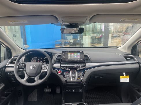 New 2026 Honda Odyssey Elite image 14