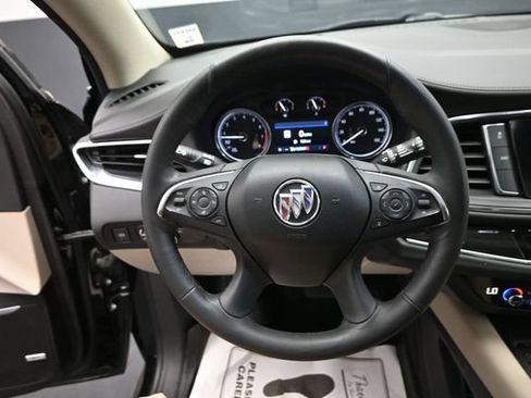 Used 2020 Buick Enclave Premium w/ Sun and Sites Package AWD/4WD image 15