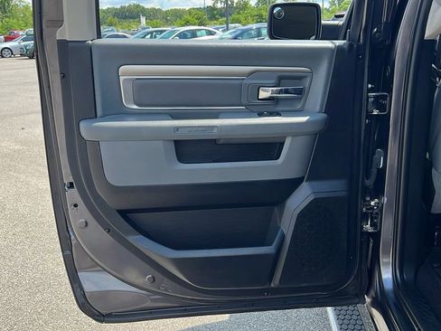 Used 2018 RAM 1500 Outdoorsman image 27