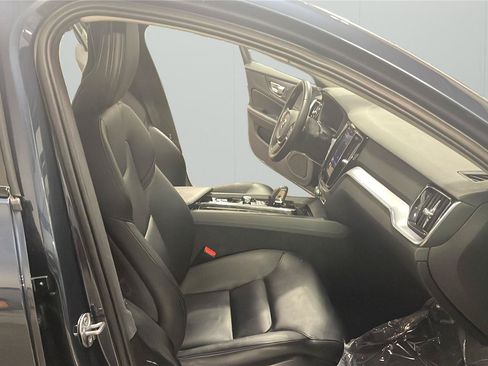 Used 2024 Volvo S60 B5 Core FWD image 14