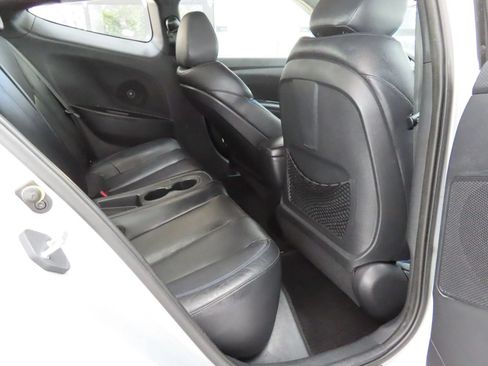 Used 2013 Hyundai Veloster Turbo FWD image 26