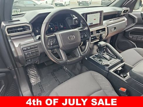 Used 2025 Toyota Tacoma SR5 AWD/4WD image 15