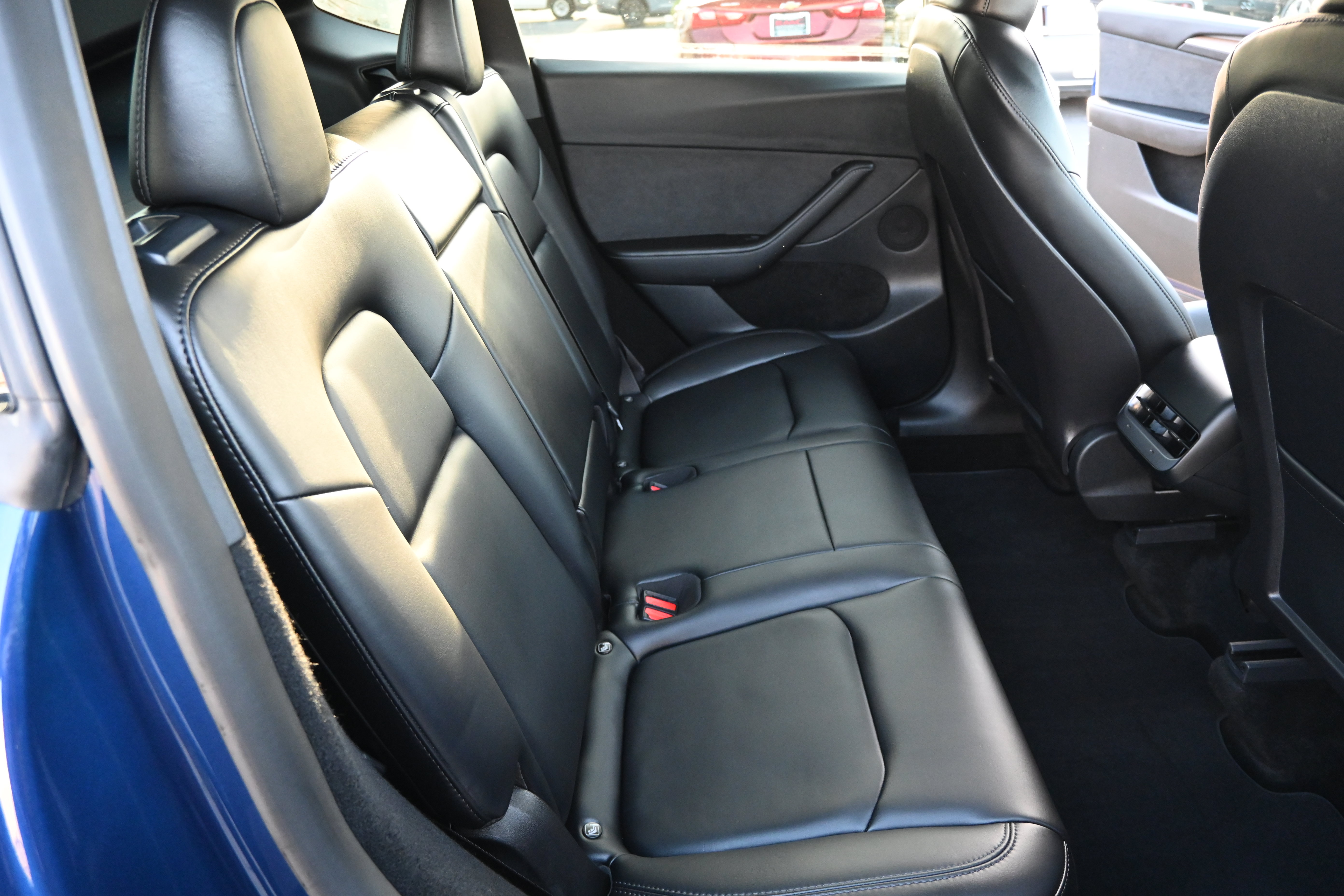Used 2023 Tesla Model Y Long Range AWD/4WD image 35