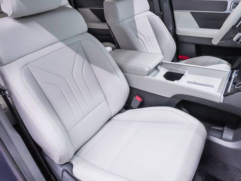 Certified 2026 Hyundai Santa Fe SEL image 15