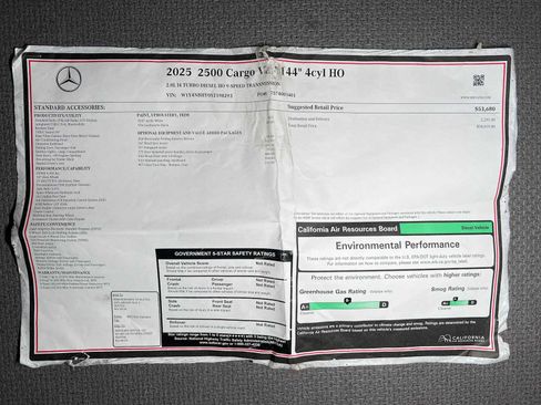 Used 2025 Mercedes-Benz Sprinter 2500 image 31