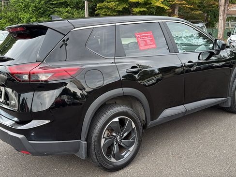 Certified 2024 Nissan Rogue SV AWD/4WD image 26