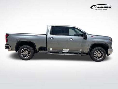 New 2026 Chevrolet Silverado 2500 LTZ w/ LTZ Premium Package AWD/4WD image 9