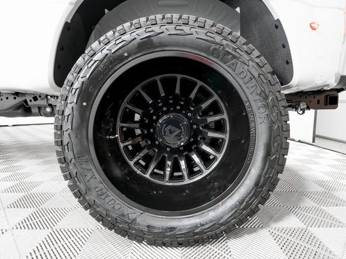 Used 2026 Ford F450 Platinum image 36