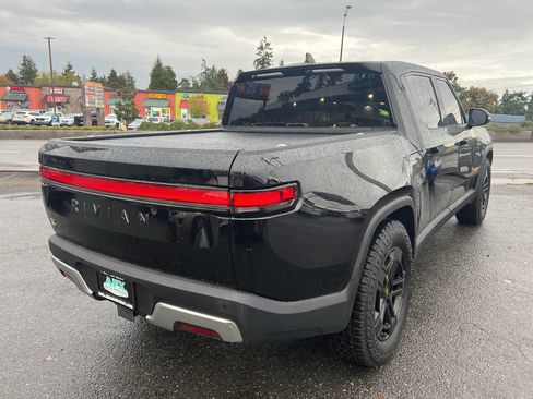 Used 2023 Rivian R1T Adventure image 7