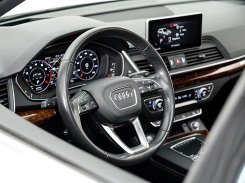 Used 2018 Audi Q5 Prestige w/ Prestige Package AWD/4WD image 9