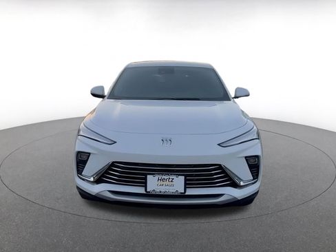 Used 2025 Buick Envista Preferred image 3