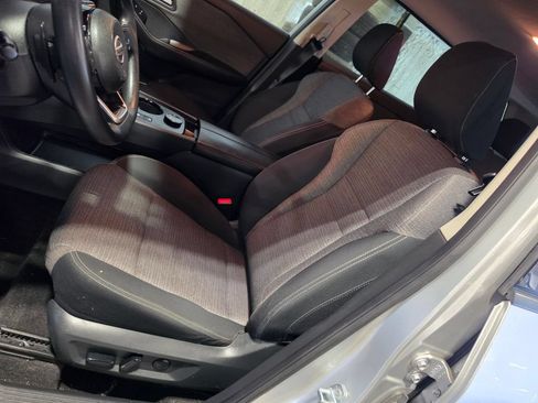 Used 2021 Nissan Rogue SV AWD/4WD image 6