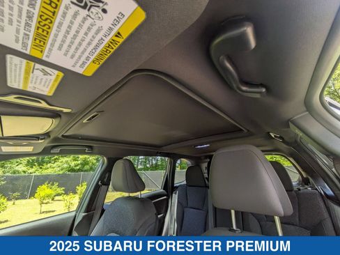 Certified 2025 Subaru Forester Premium AWD/4WD image 28