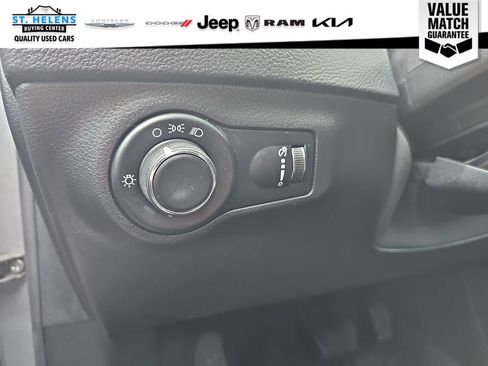 Used 2020 Jeep Compass Sport w/ Cold Weather Group AWD/4WD image 15
