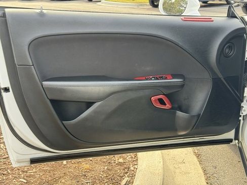 Used 2019 Dodge Challenger R/T w/ Driver Convenience Group image 15